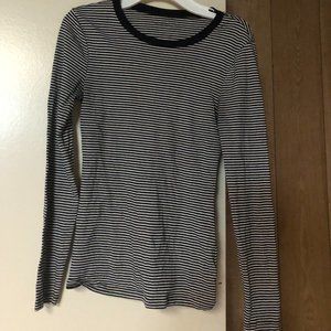 Black and white shirt , Size XS